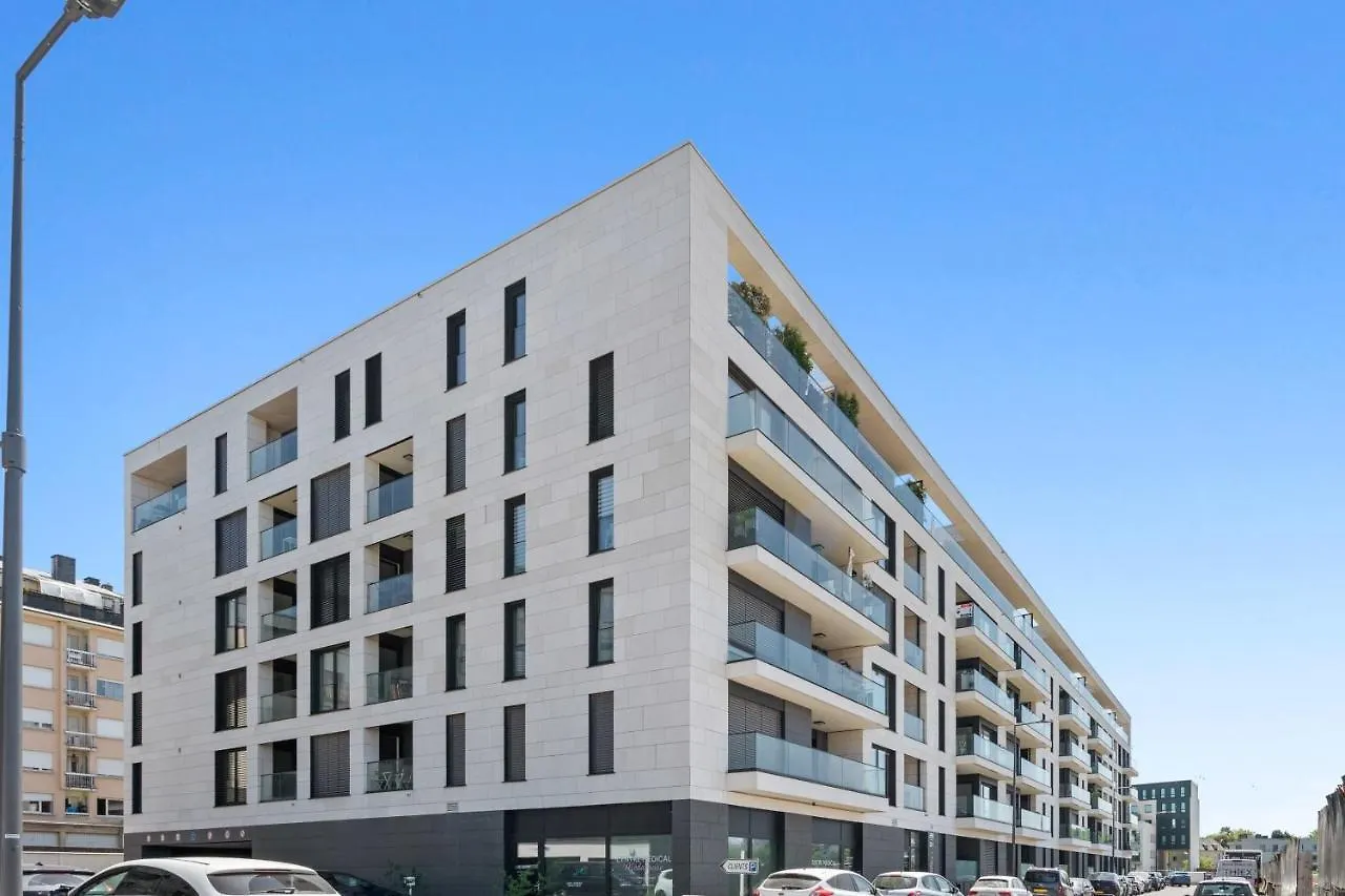 Apartment Cloche D'Or Proximity - Sleek Urban Space Luxembourg