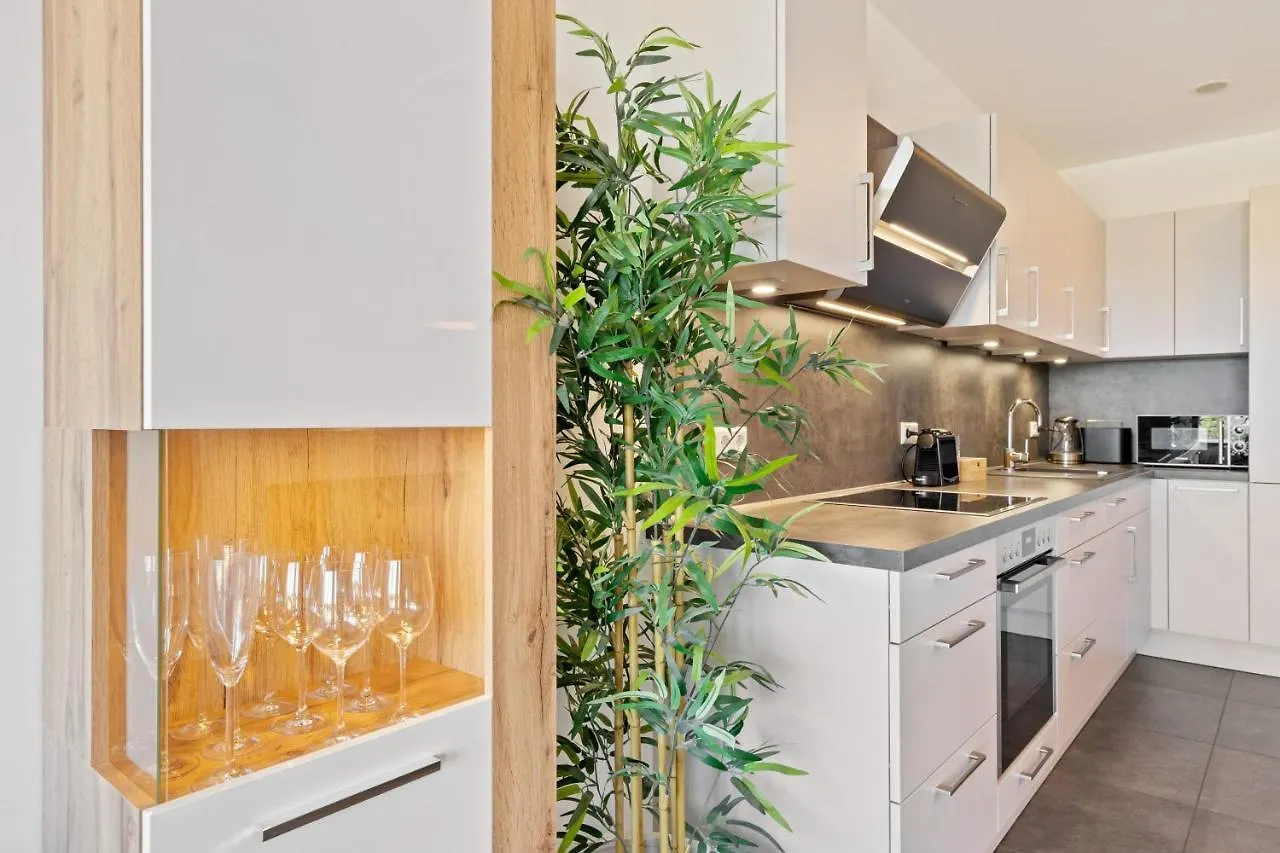 Cloche D'Or Proximity - Sleek Urban Space Luxembourg Apartment