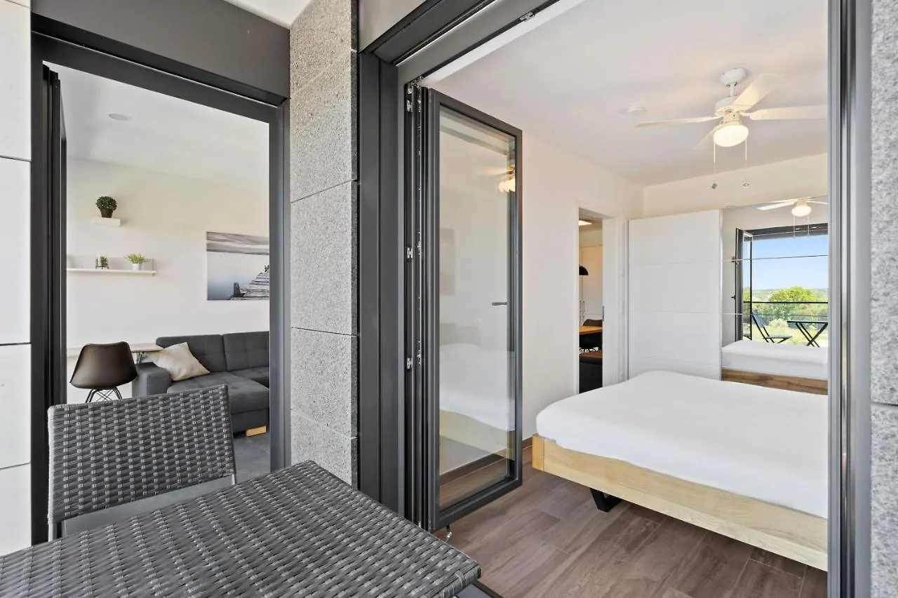 Cloche D'Or Proximity - Sleek Urban Space Luxembourg Apartment